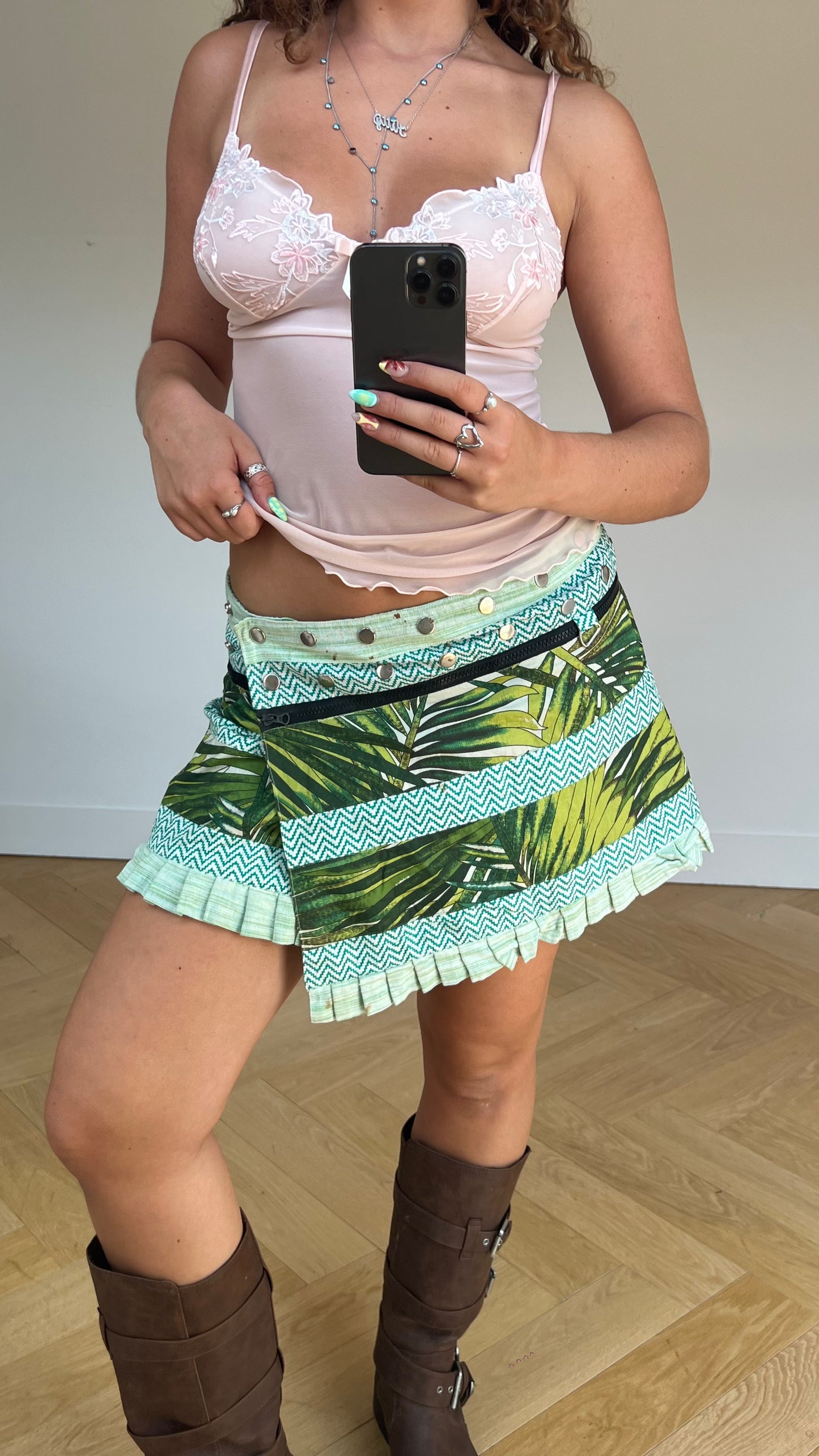 00s green jungle mini skirt- one size