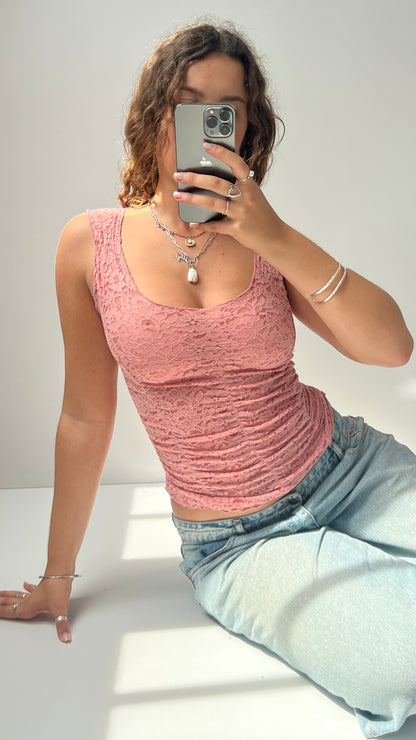 00s pink lace tank top- size S