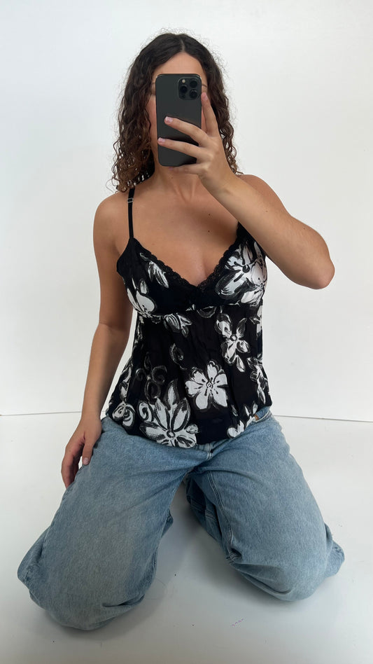 00s black floral bubble cami- size S