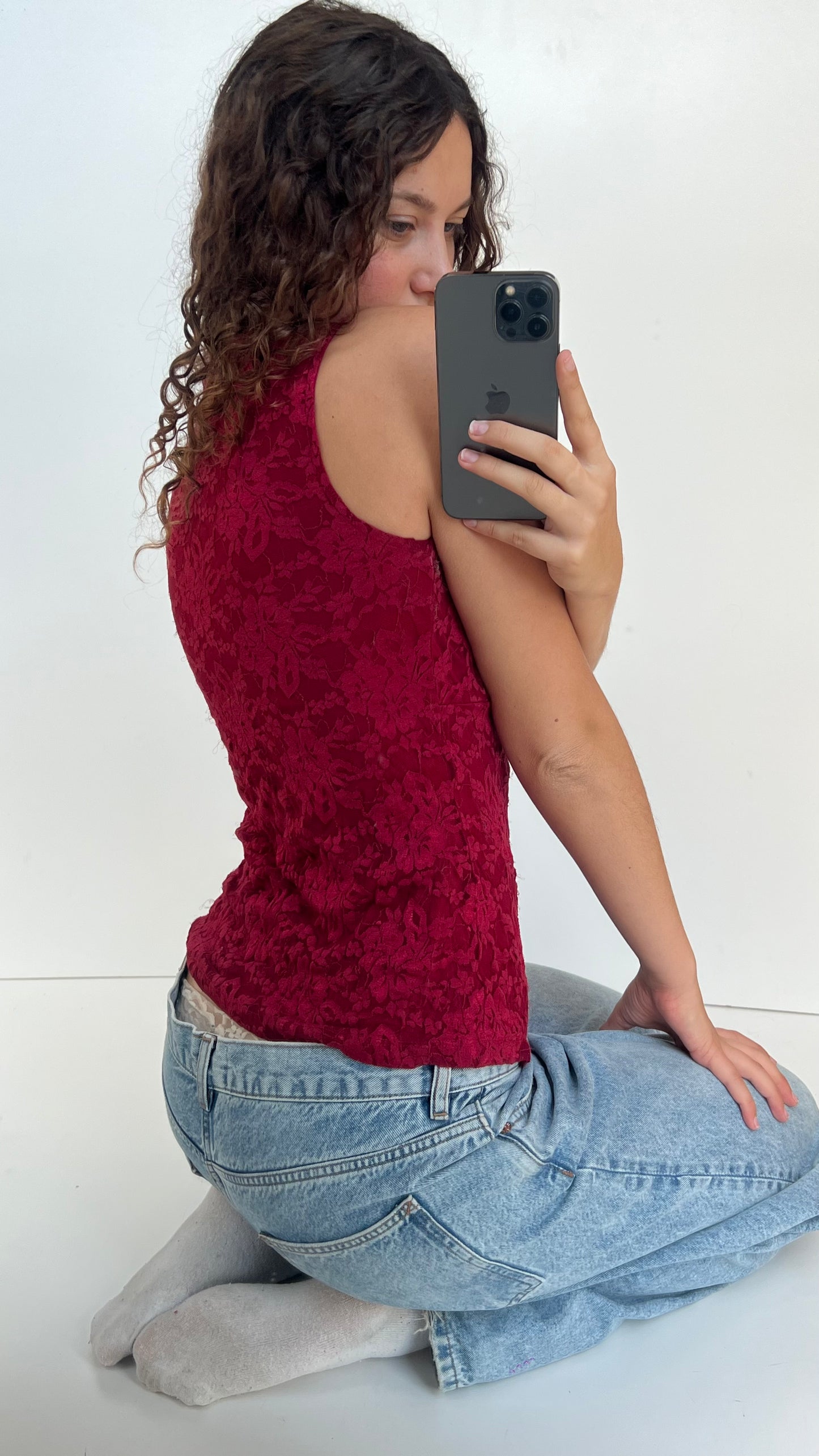 00s red lace tank top- size M