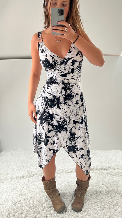 00s black white midi dress- size M