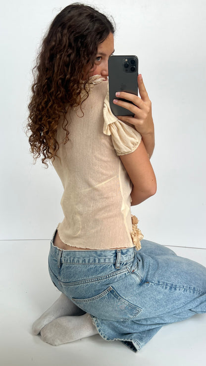 00s cream mesh flower top- size L