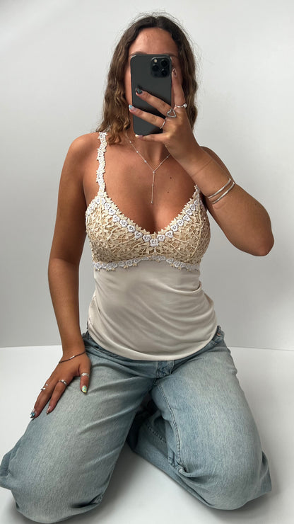 00s cream lace cami- size S