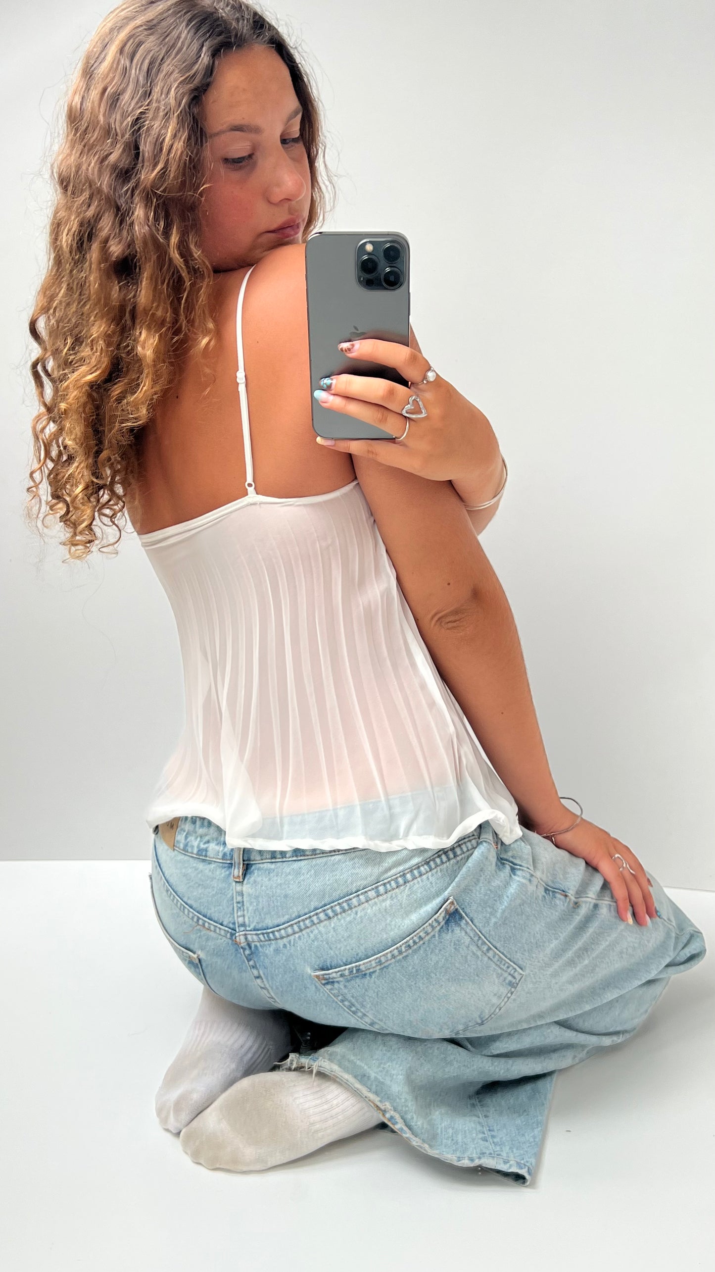 00s white pleated cami- size S
