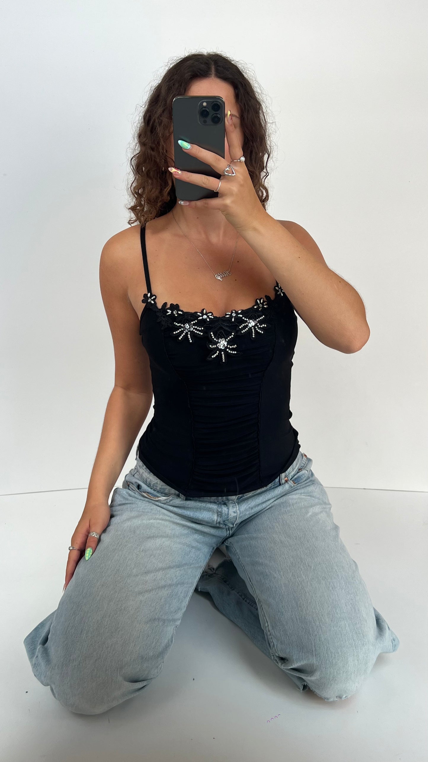 00s black floral beaded cami- size S