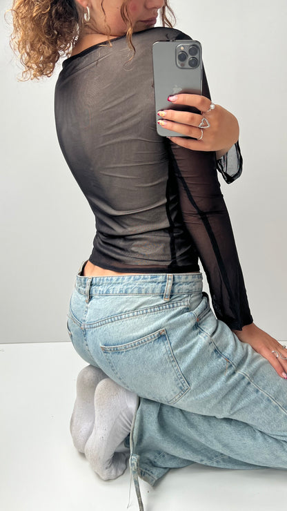 00s black mesh long sleeve top- size s/m