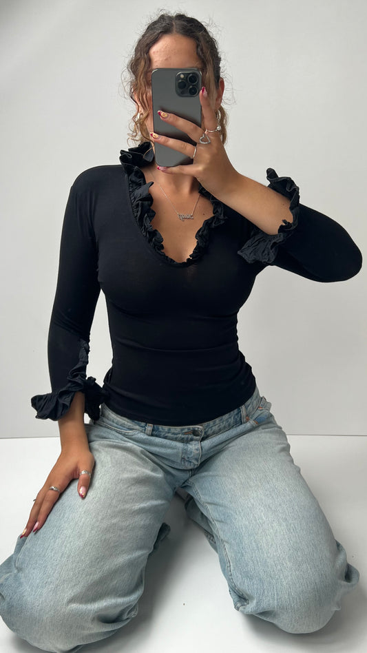 00s black ruffle long sleeve top- size S