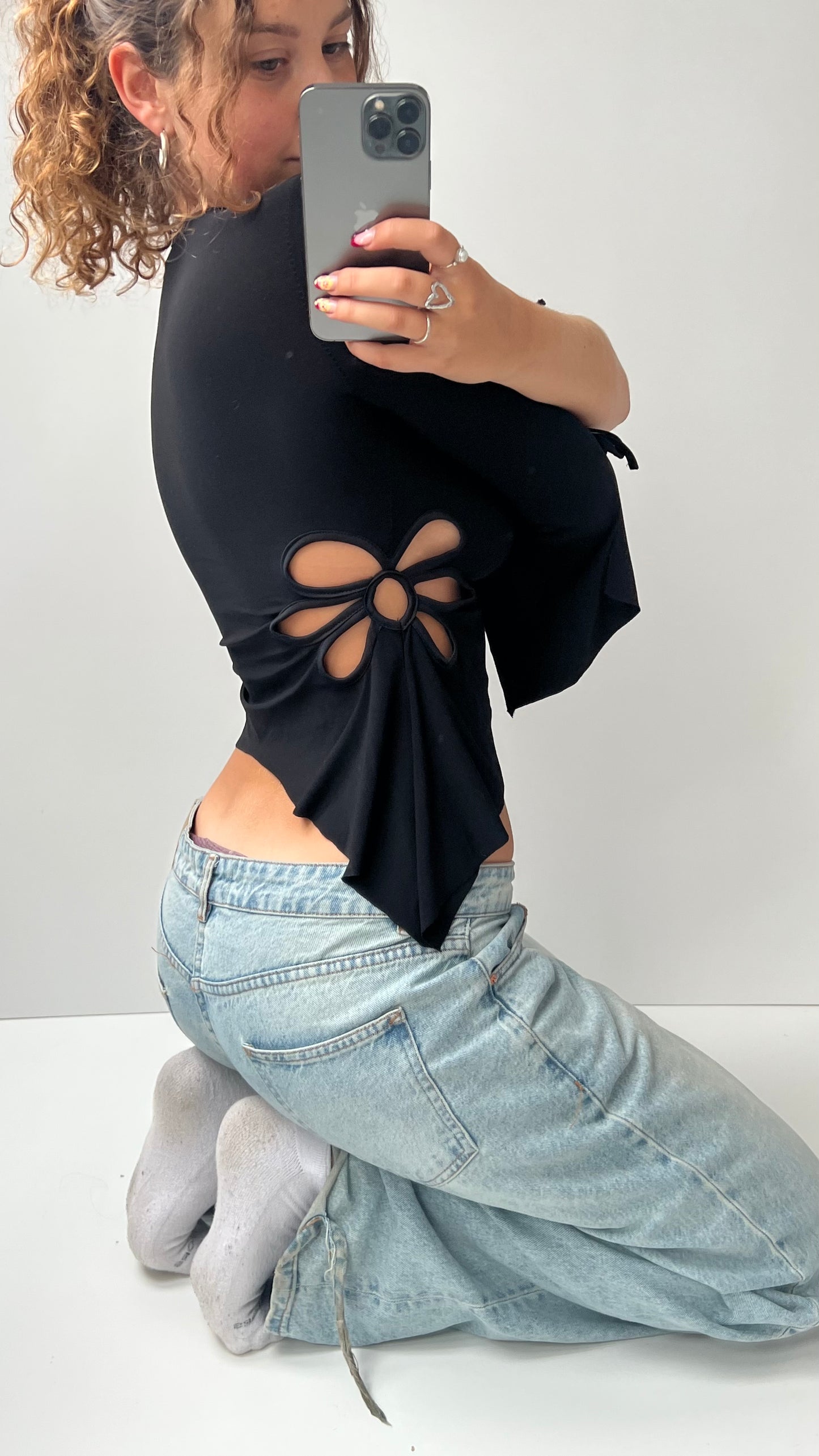 00s black flower cut out top- size M
