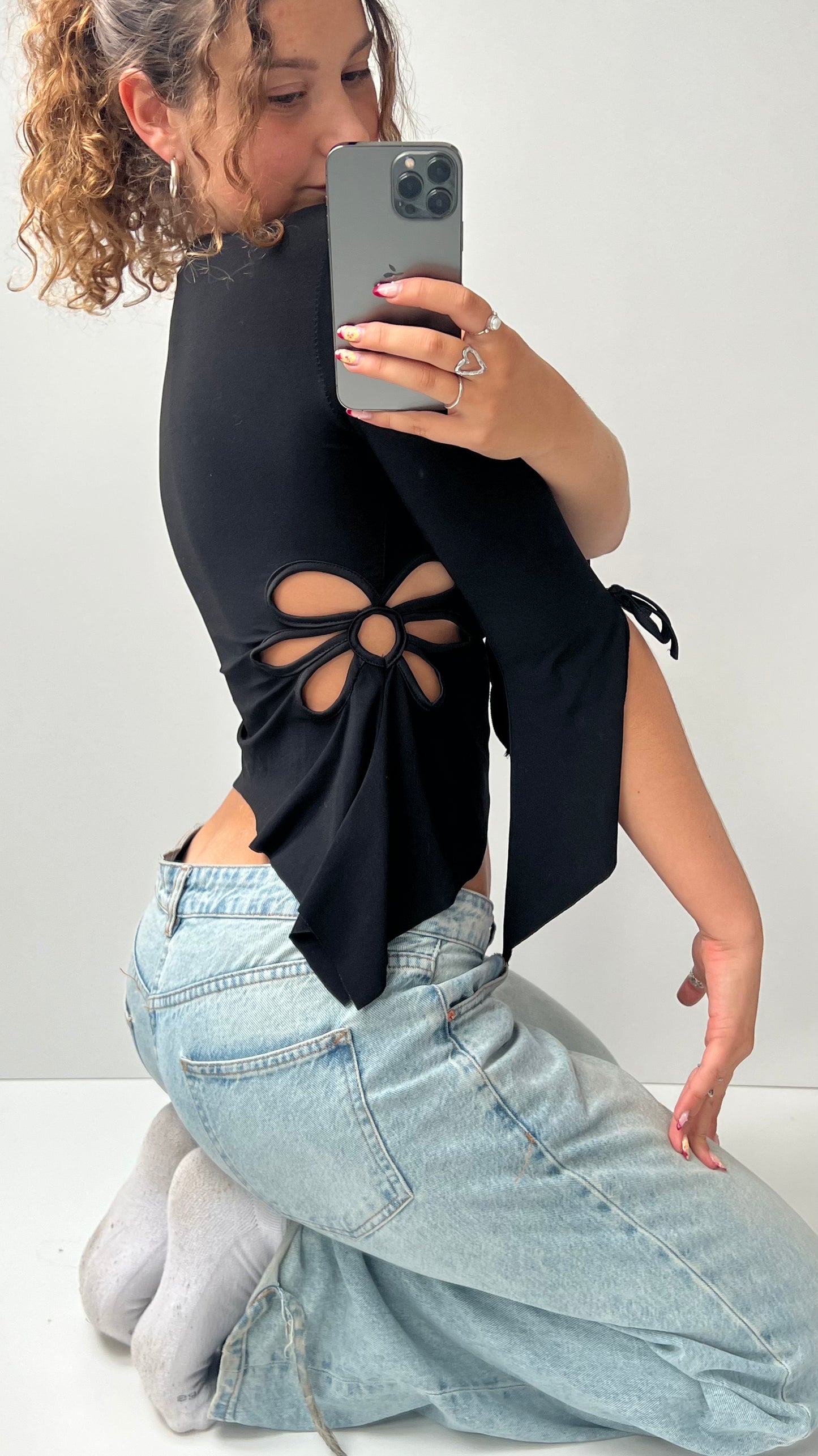 00s black flower cut out top- size M