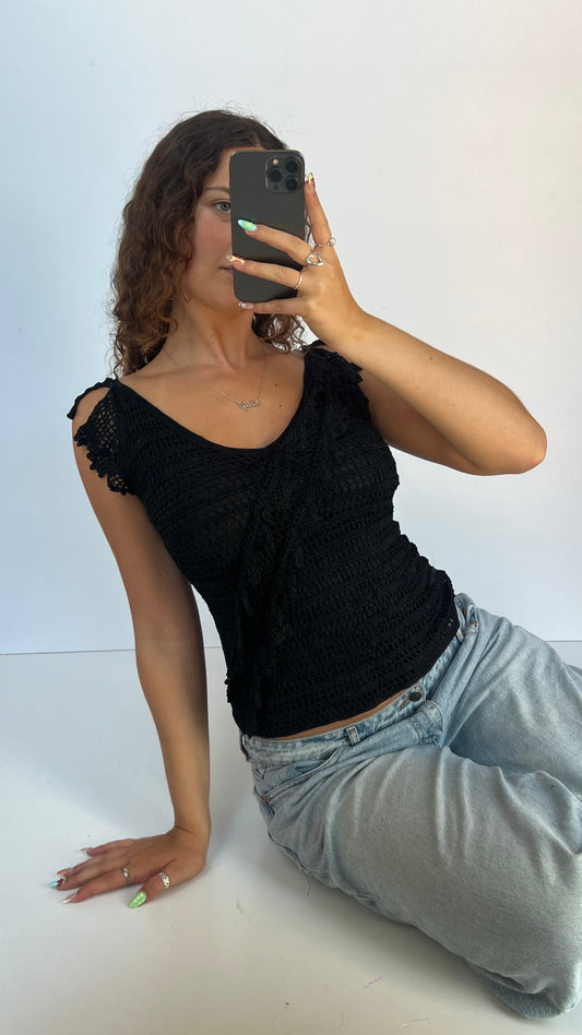 00s black crochet cami- size L