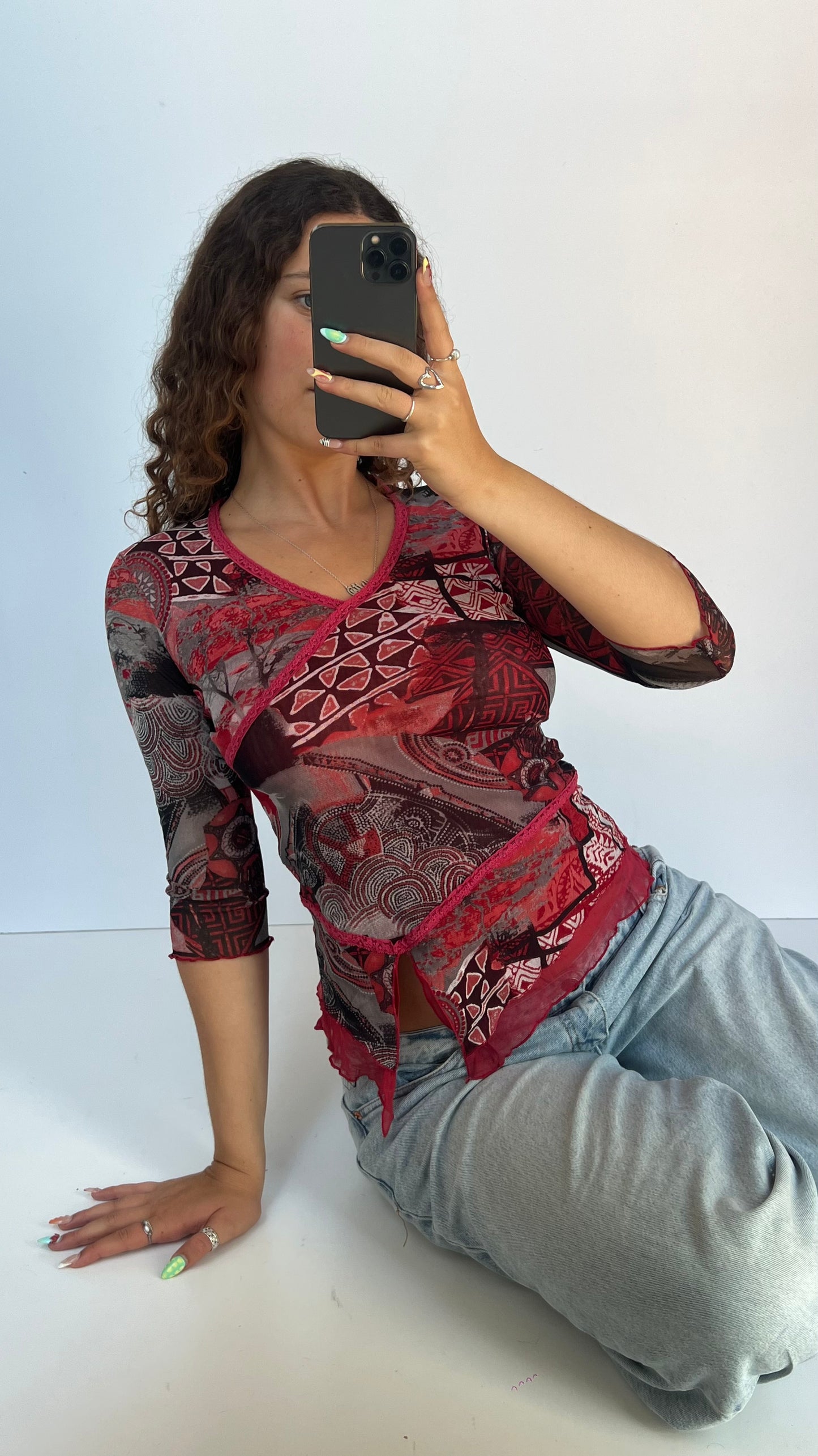 00s red mesh top- size M