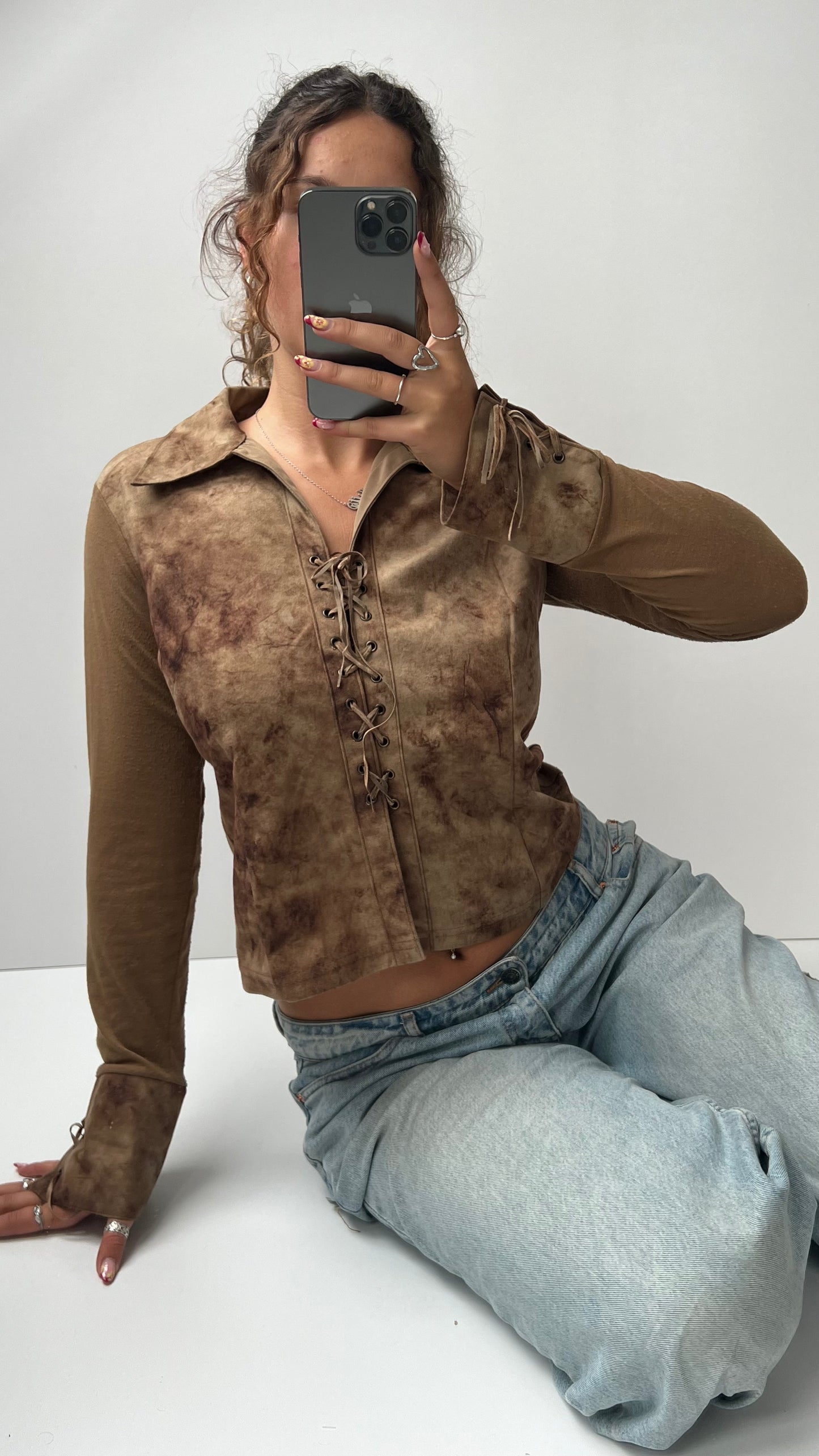 00s brown long sleeve top- size L/XL