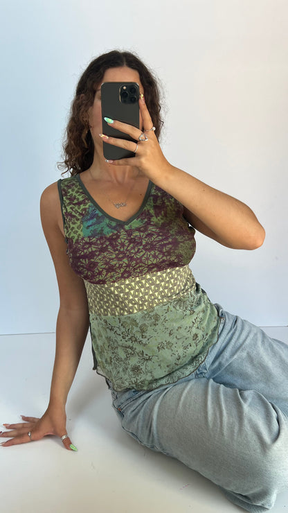 00s khaki mesh tank top- size L