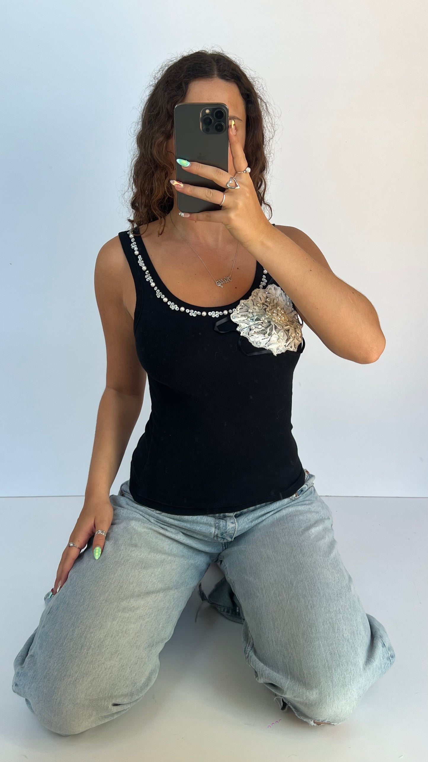 00s black pearl tank top- size S