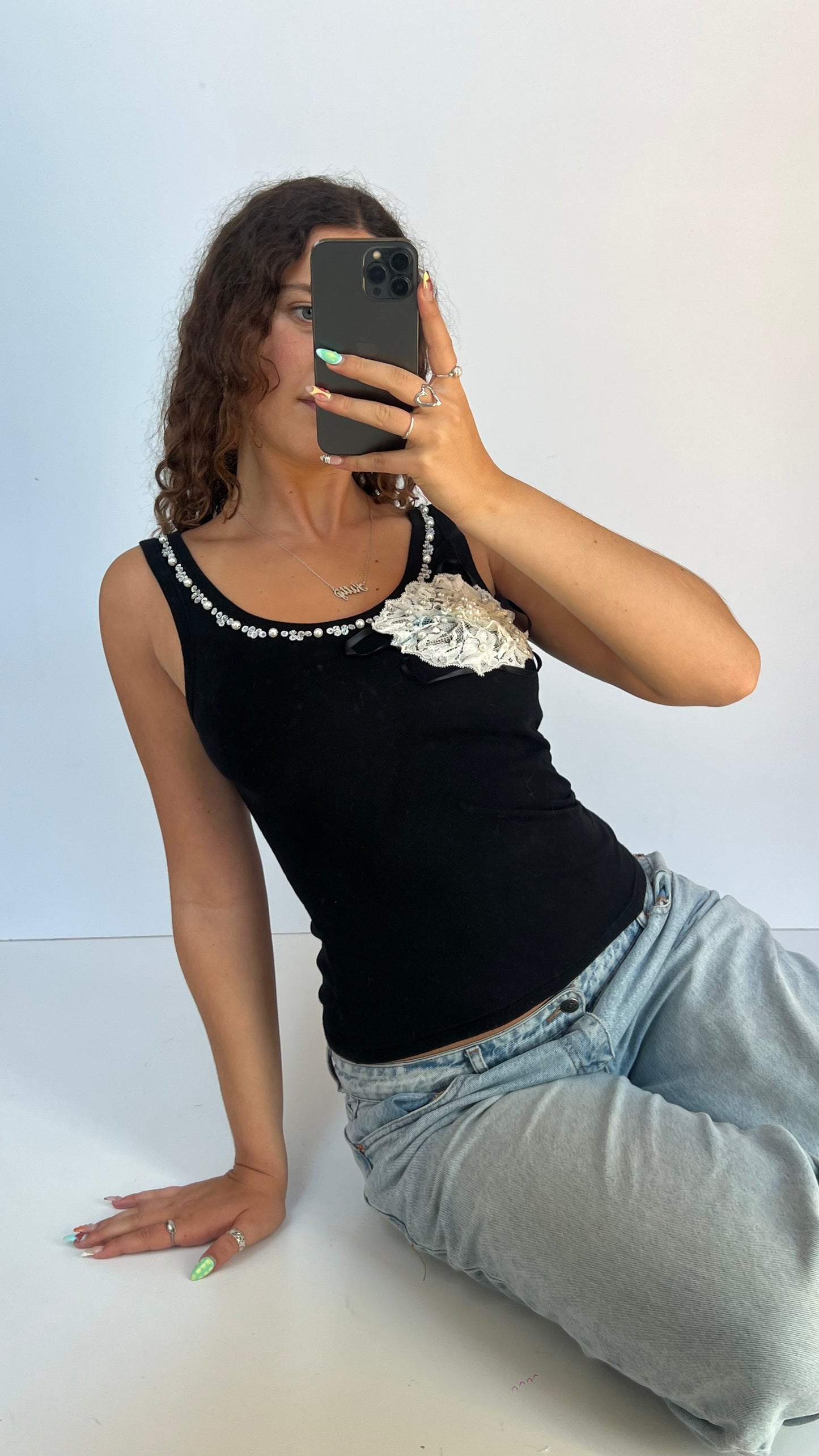 00s black pearl tank top- size S