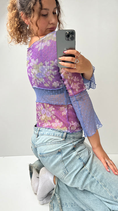 00s purple lace long sleeve top- size M