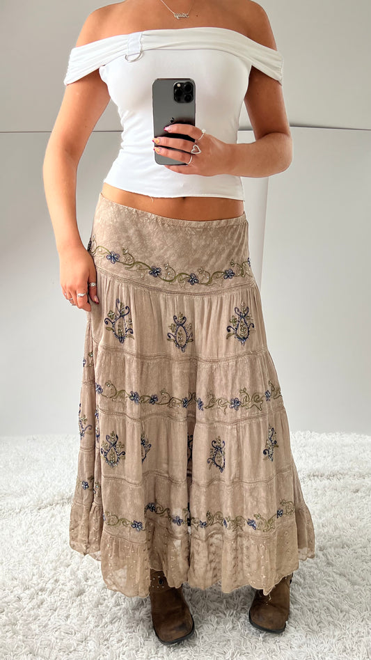 00s brown beaded maxi skirt- size S