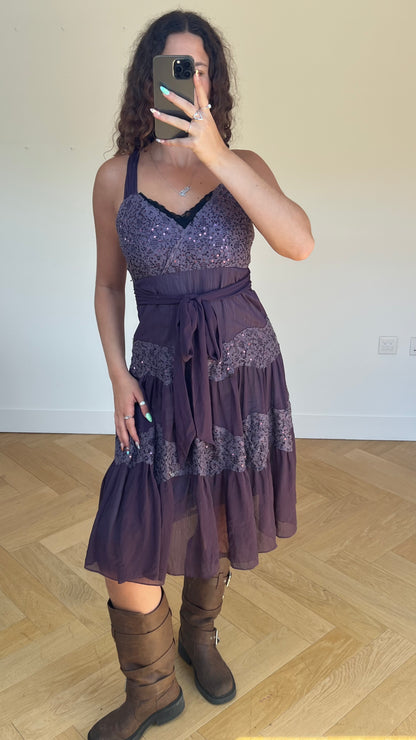 00s purple lace midi dress- size L