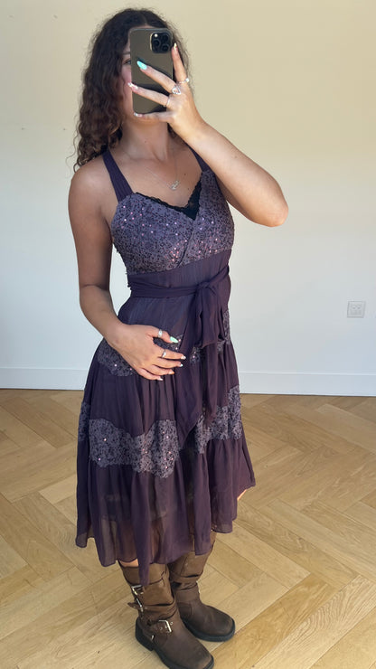 00s purple lace midi dress- size L