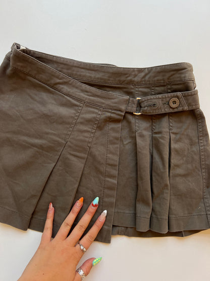 00s khaki pleated skirt- size XS
