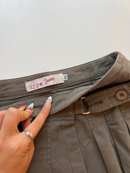 00s khaki pleated skirt- size XS