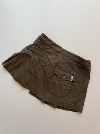 00s khaki pleated skirt- size XS