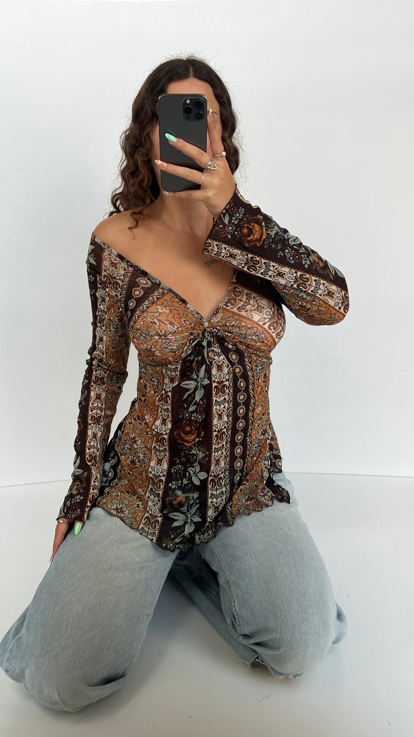 00s brown patterned top- size L