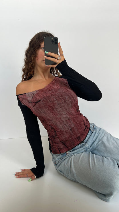 00s red mesh long sleeve top- size S