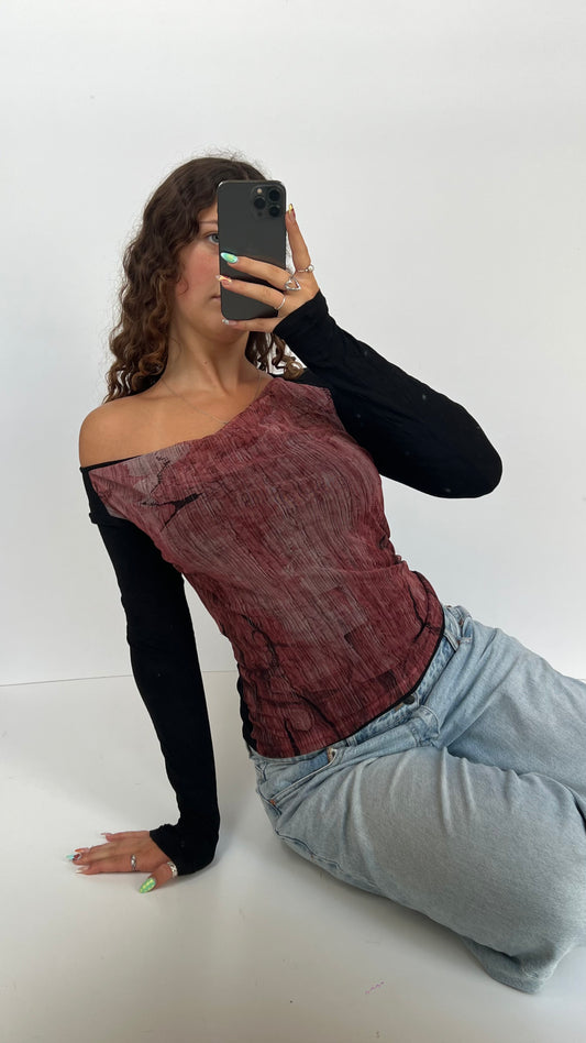 00s red mesh long sleeve top- size S