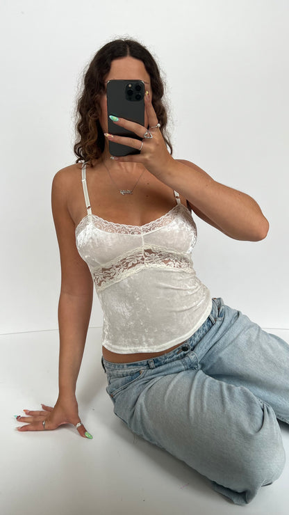 00s white velvet cami- size S