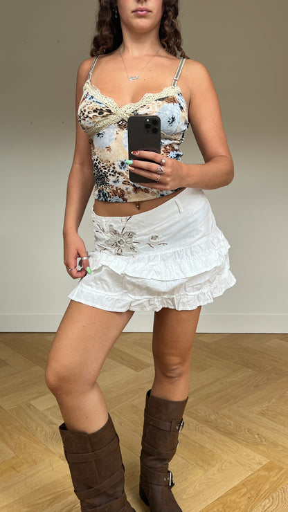 00s white flower mini skirt- size L