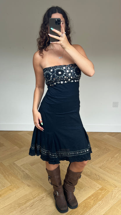 00s black sequin midi dress- size M