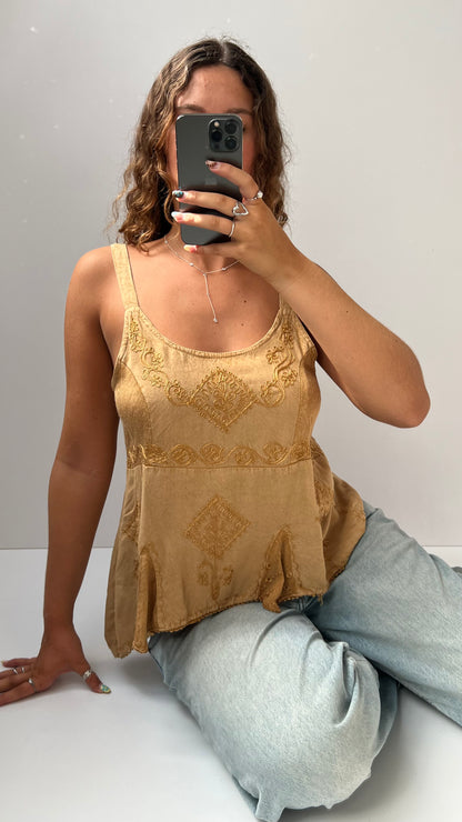 00s brown embroidered cami- size M