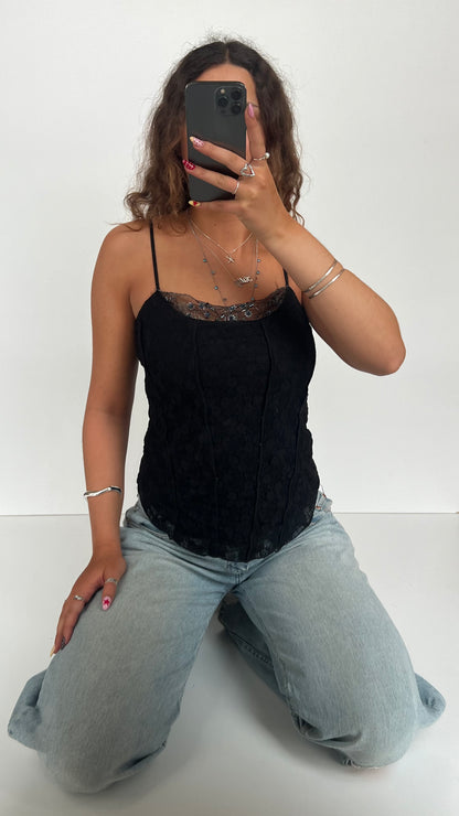 00s black lace cami- size L