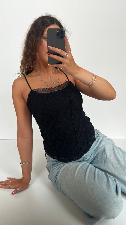 00s black lace cami- size L