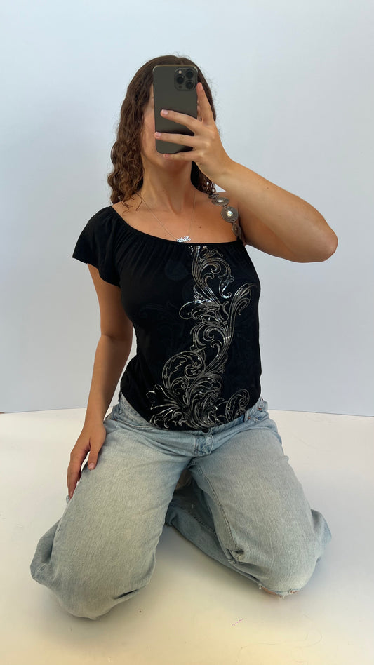 00s black silver top- size M