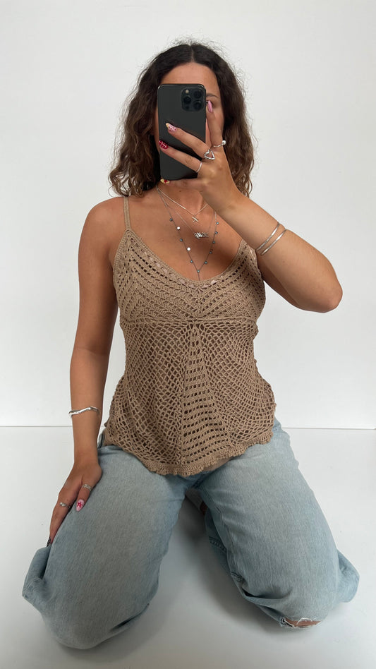 00s brown crochet cami- size L