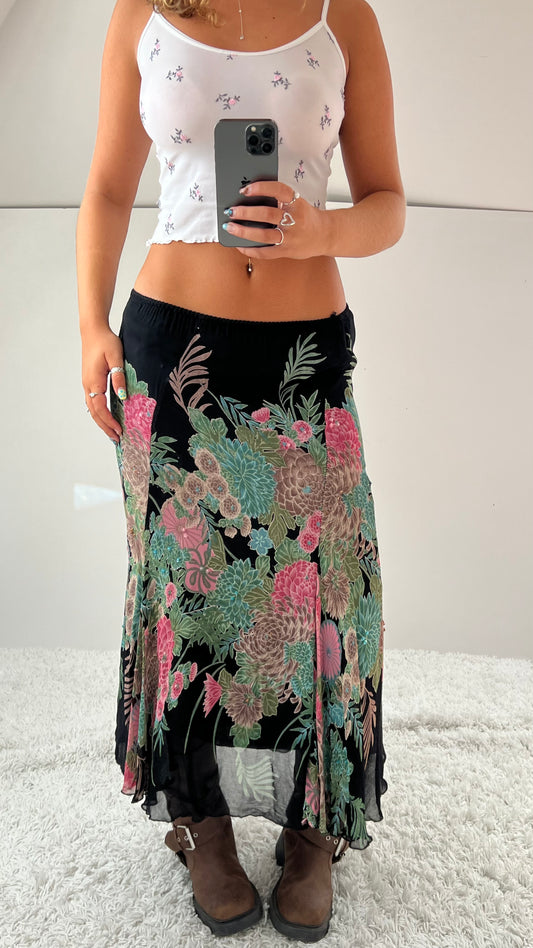00s black floral midi skirt- size M