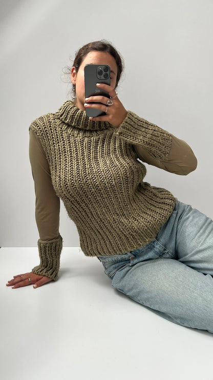 00s chunky knit khaki mesh jumper- size L