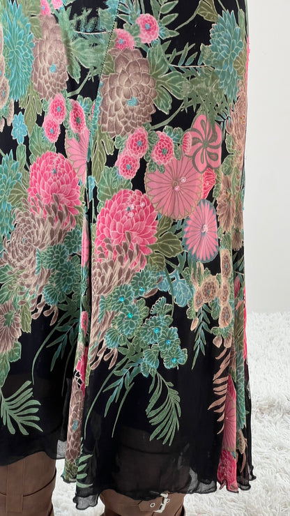00s black floral midi skirt- size M