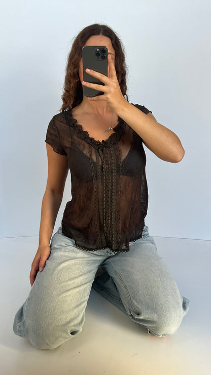00s brown lace top- size M