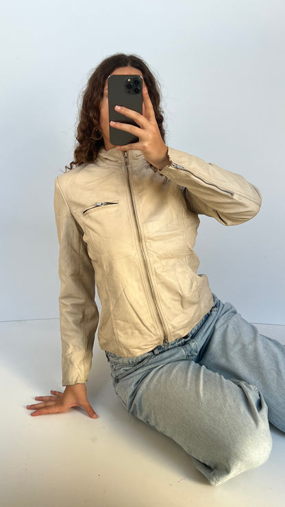 00s cream leather jacket- size  L