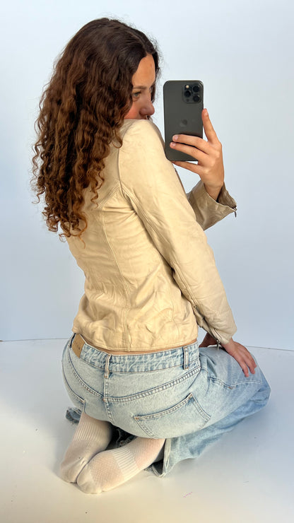 00s cream leather jacket- size  L