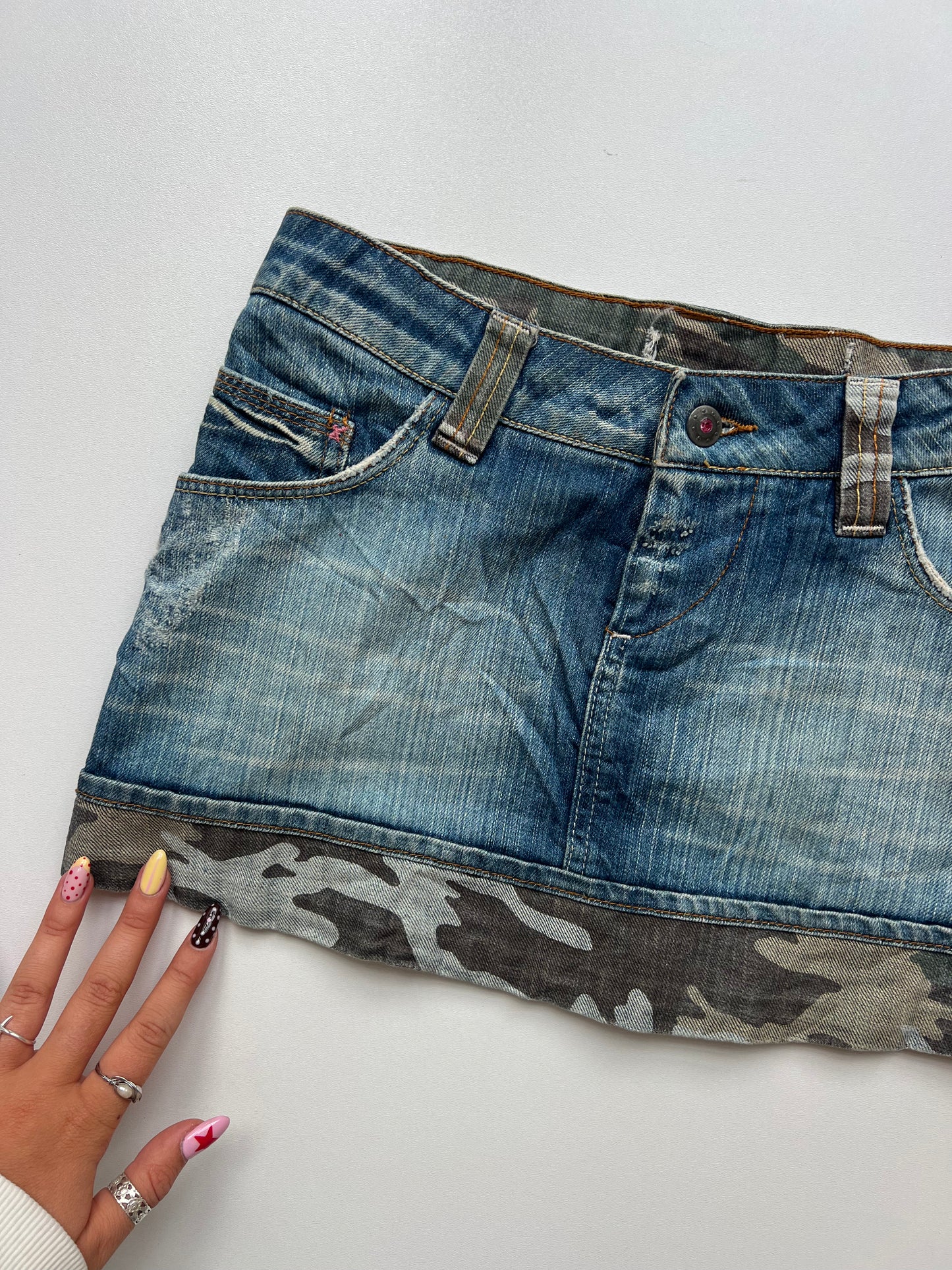 00s denim camo mini skirt- size S