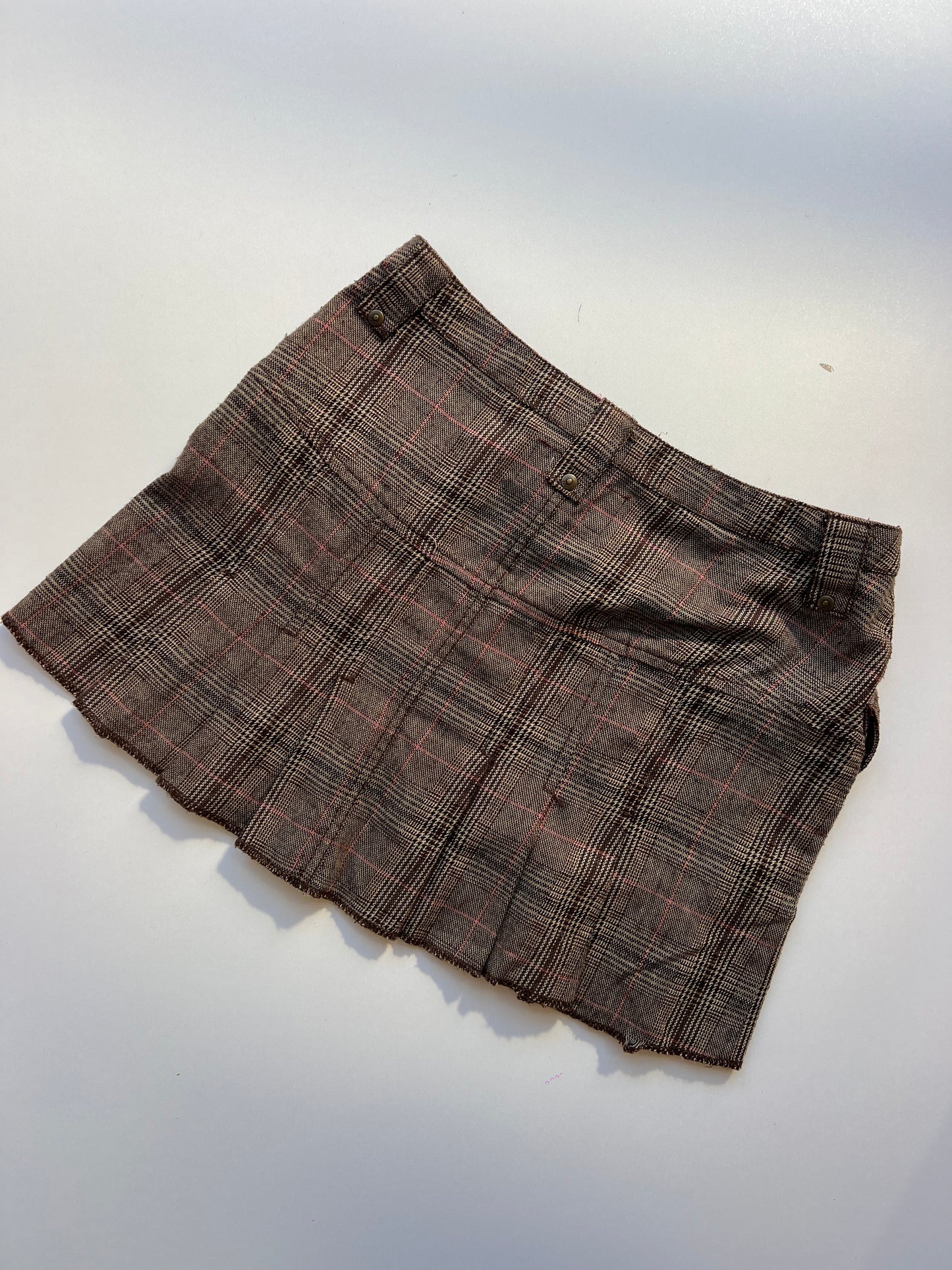 00s brown plaid mini skirt- size S