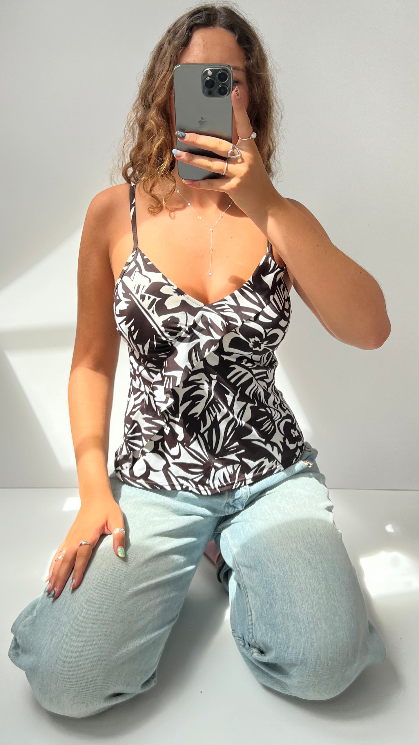00s brown patterned cami- size L