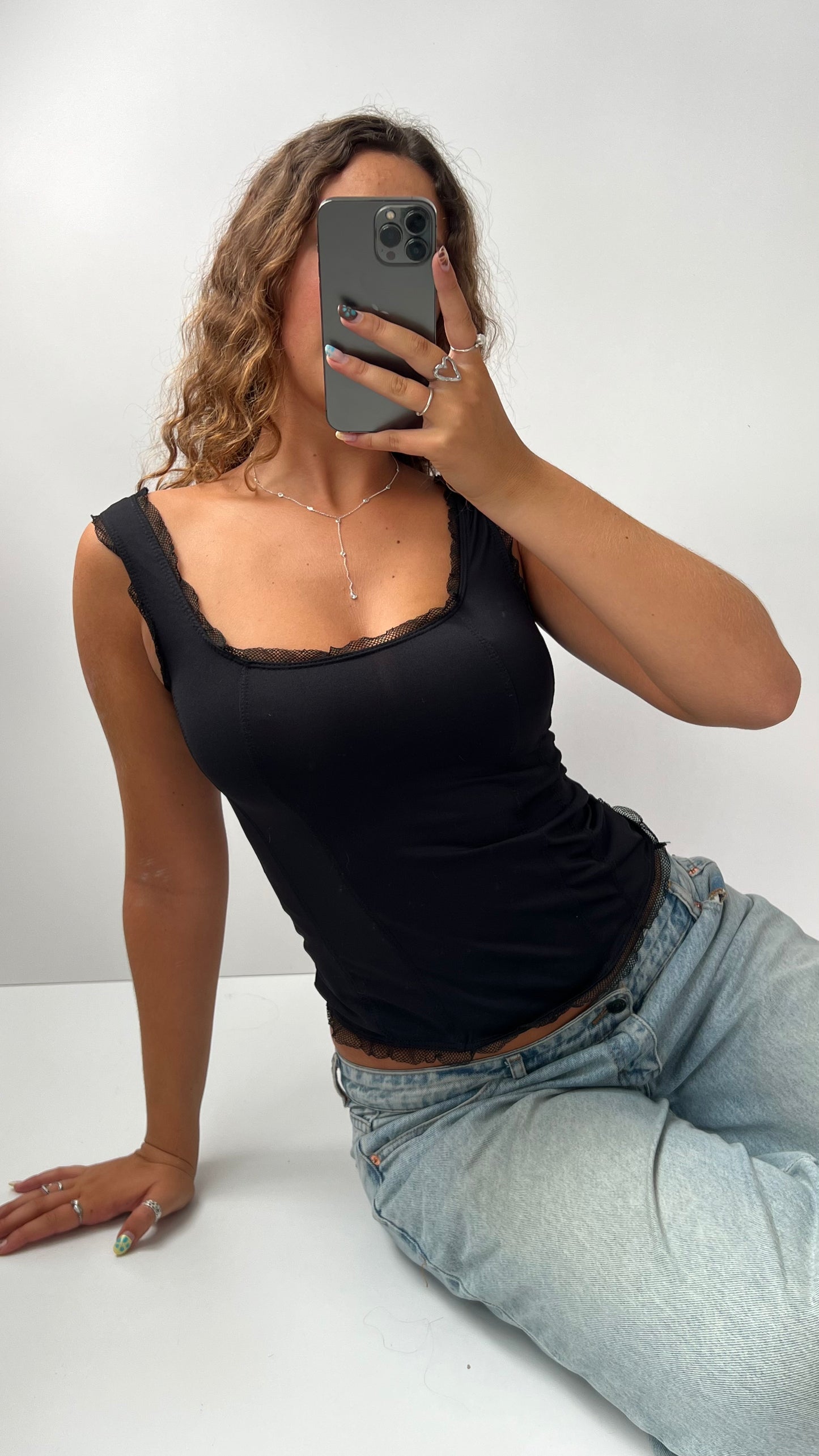 00s black lace cami- size S/M