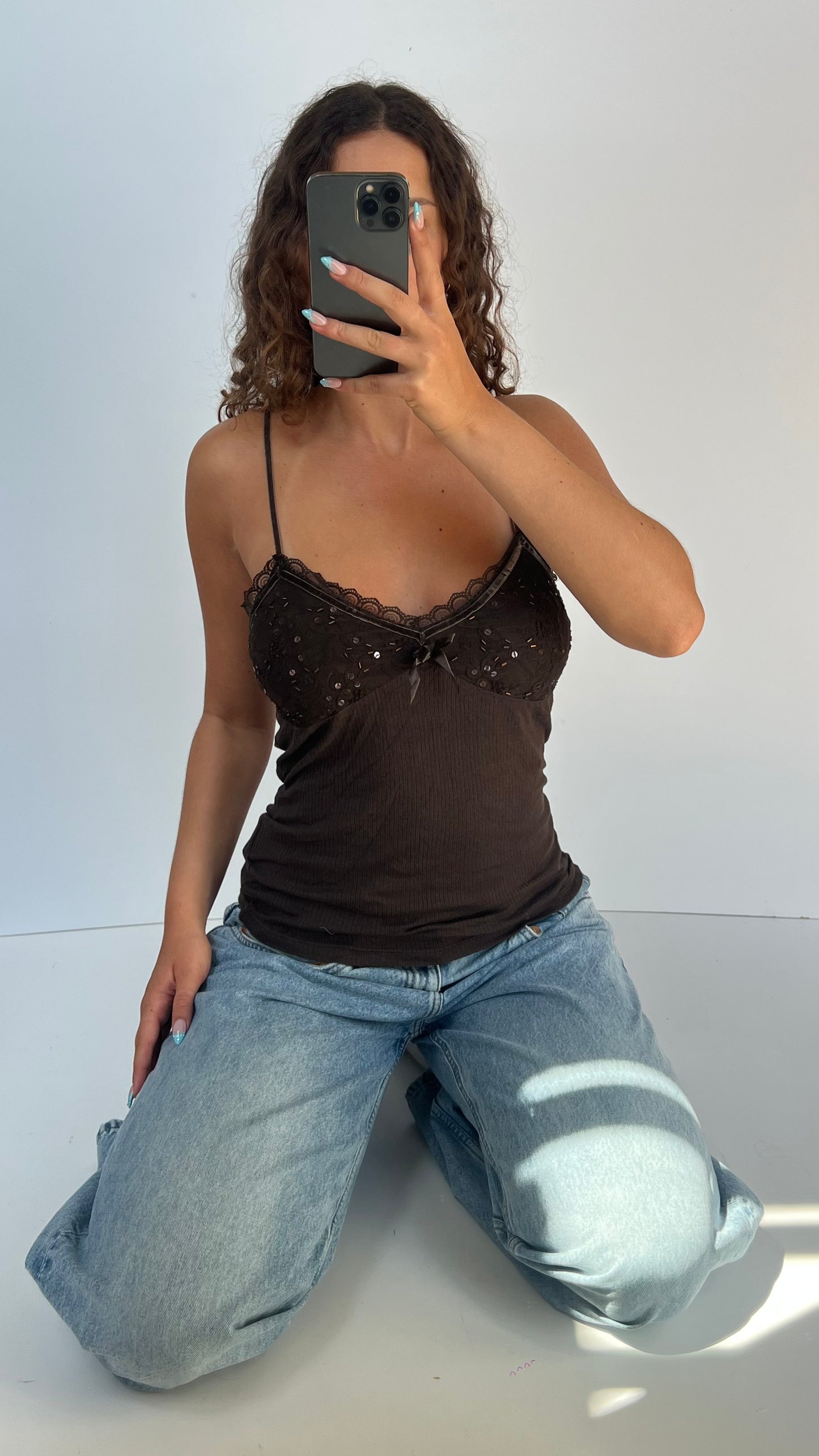 00s brown lace sequin cami- size L