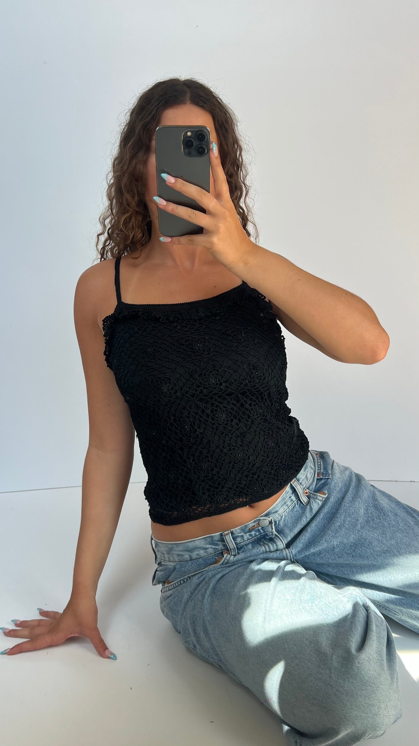 00s black crochet cami- size S/M