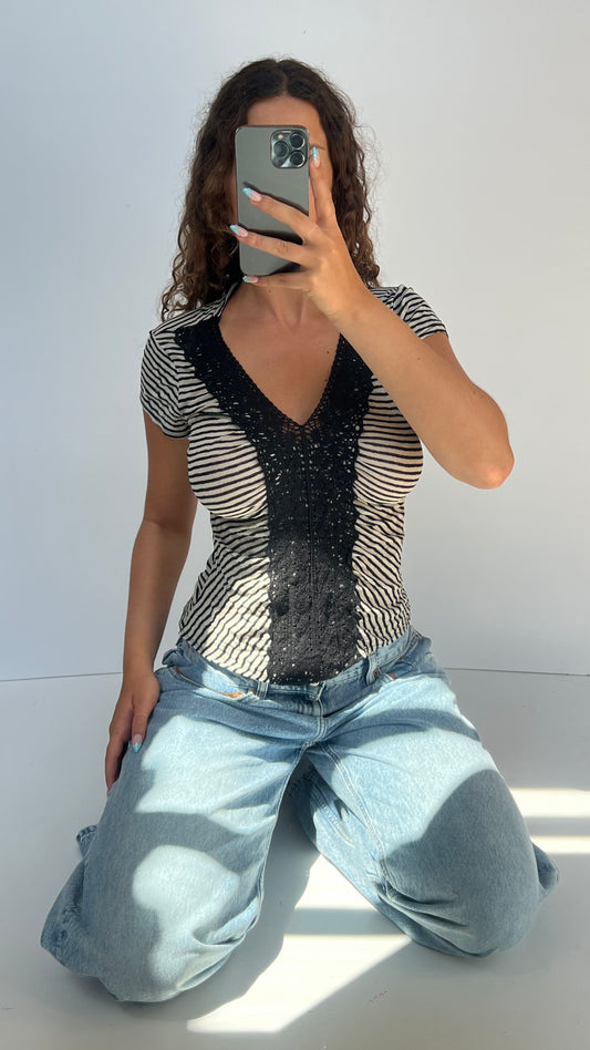00s striped lace top- size M